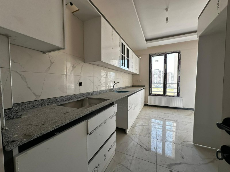 OKUL KARŞISI ERKİLET ERTUĞRUL GAZİ MAH. 3+1 SATILIK DAİRE